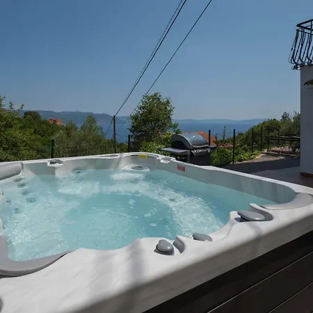 Semesterbostad House Plavcic Jurasi