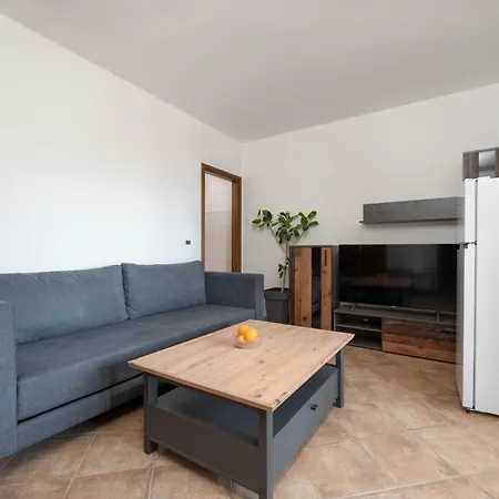 House Plavcic Holiday home Jurasi